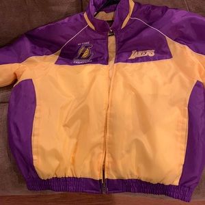 10 time champions LA lakers jacket 3XL